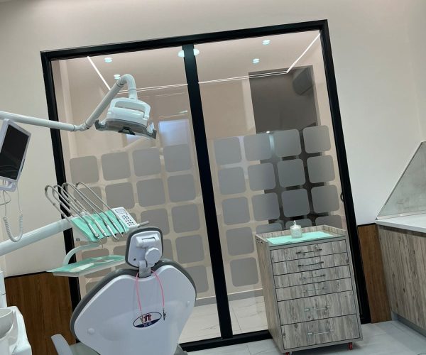 Kirurgji Dentare Durres Eart Dent